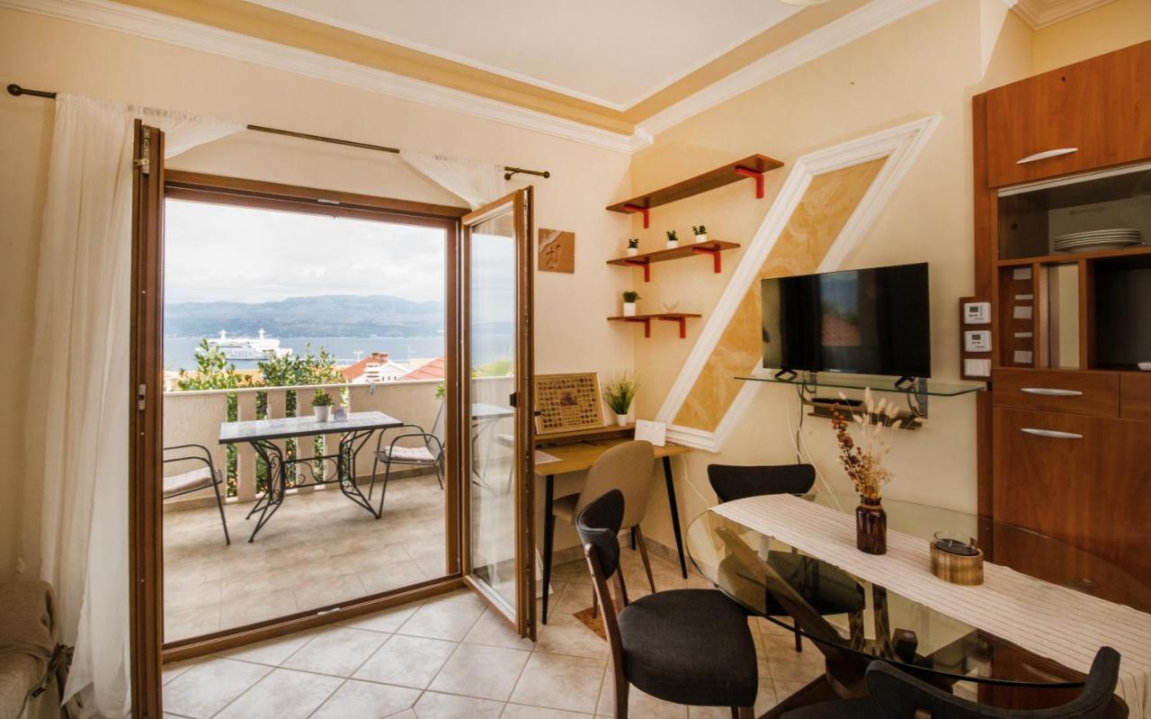 Apartman Mediterraneo Supetar Eksteriør billede