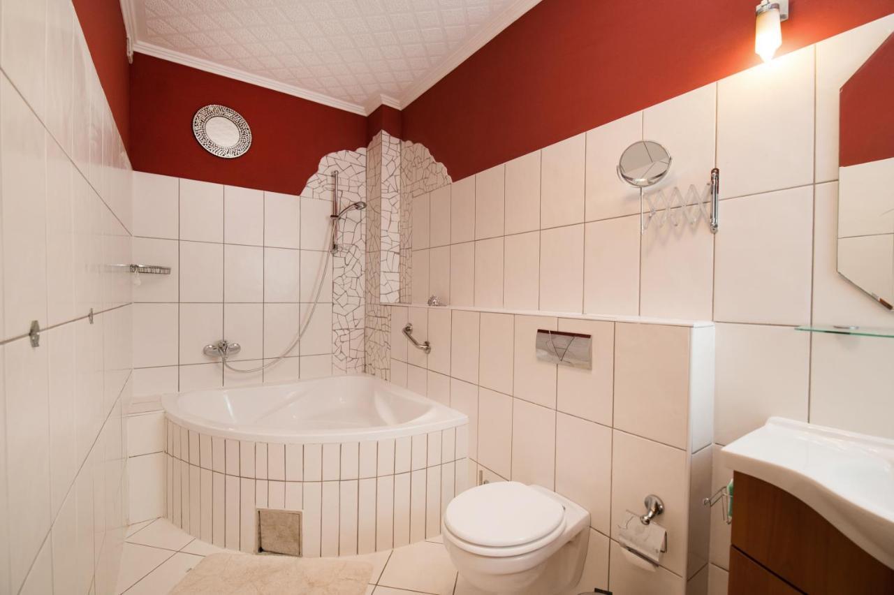 Apartman Mediterraneo Supetar Eksteriør billede